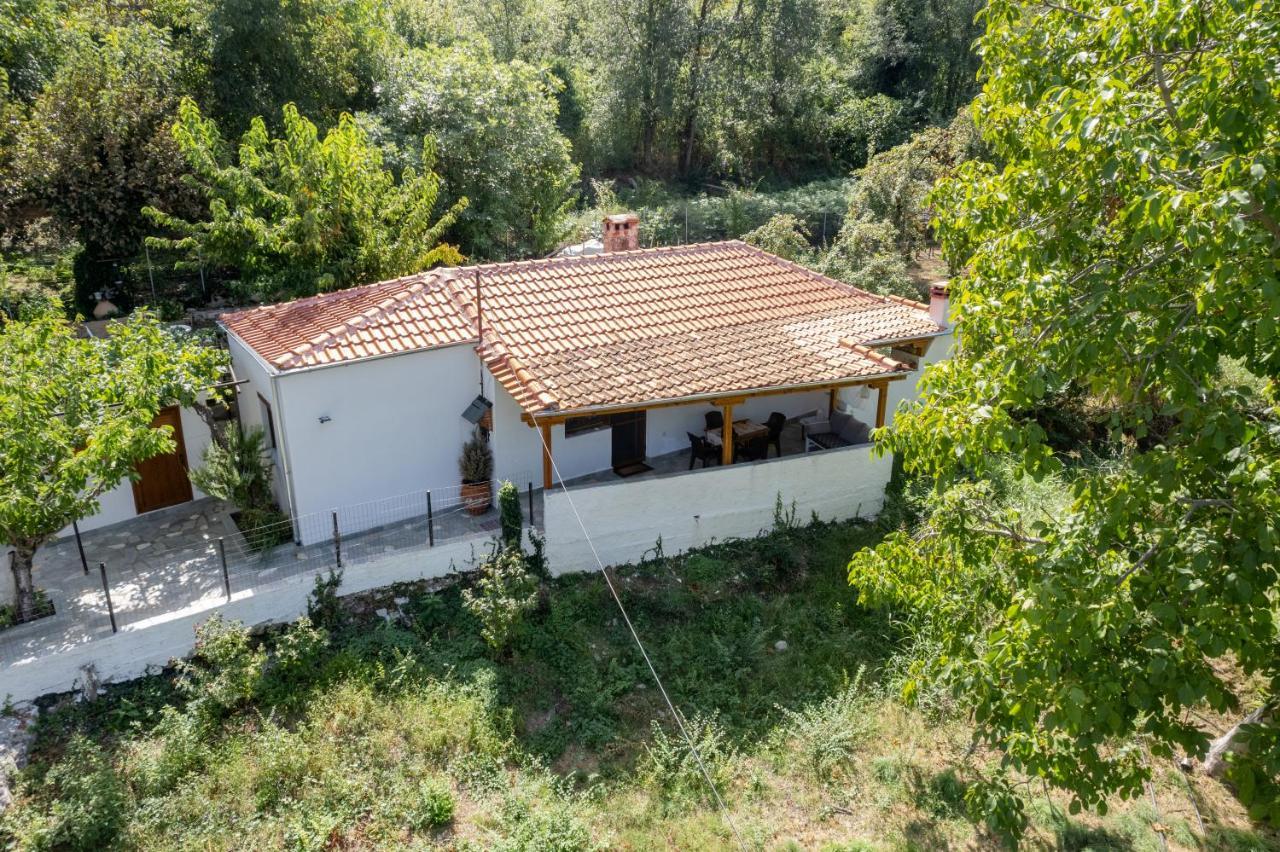 Villa Suzana Mikros Prinos Экстерьер фото