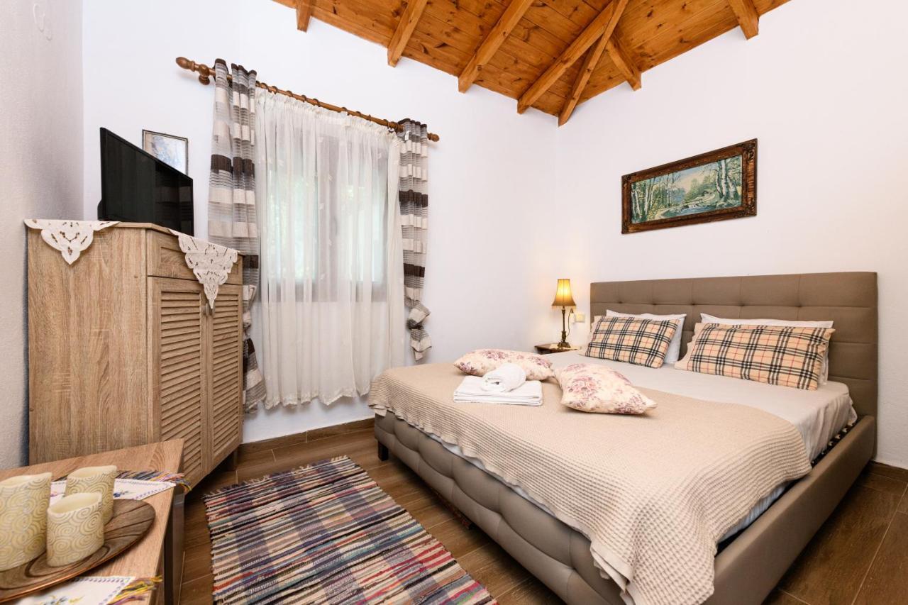 Villa Suzana Mikros Prinos Экстерьер фото