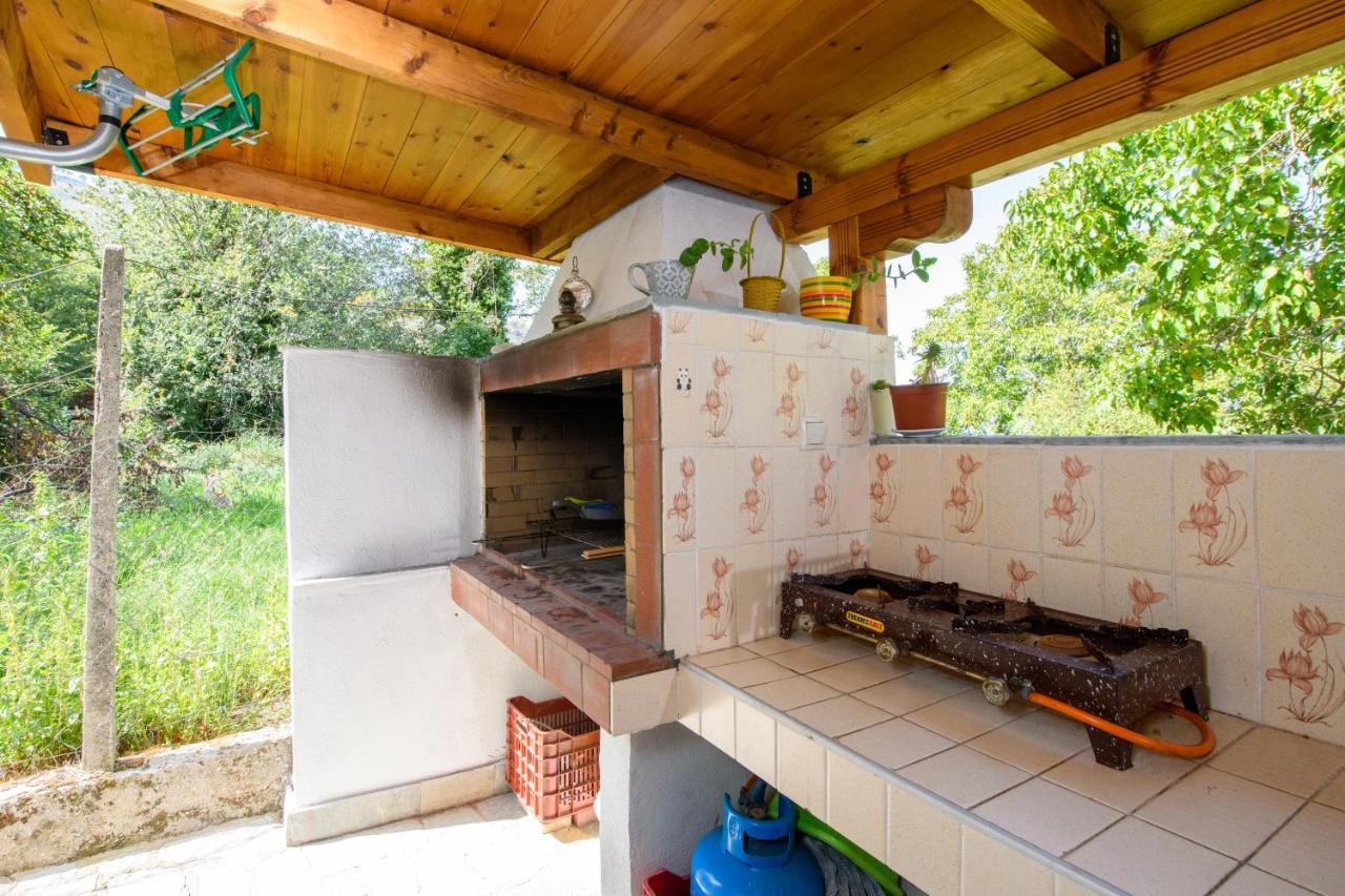 Villa Suzana Mikros Prinos Экстерьер фото